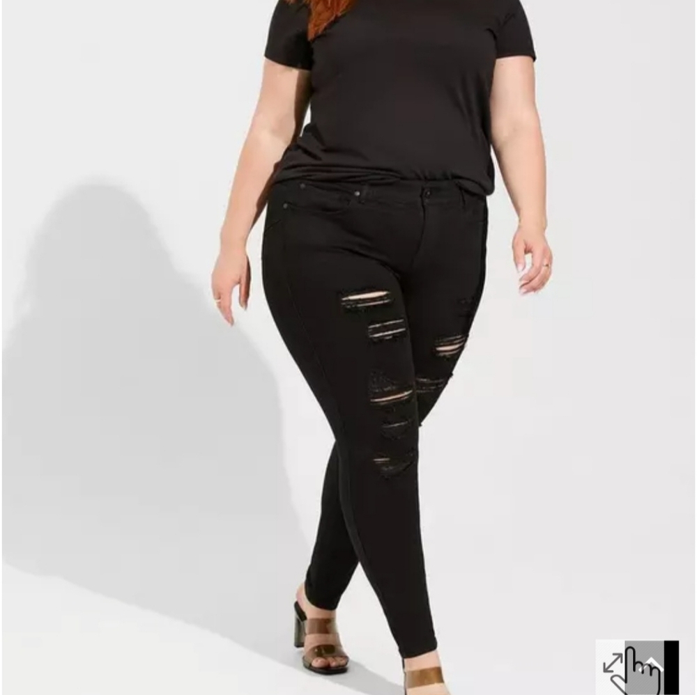 Torrid Bombshell Skinny Highwaisted Black Distressed Skinny Jeans